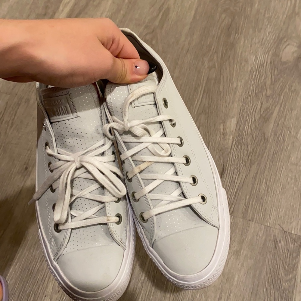 Platform converse
